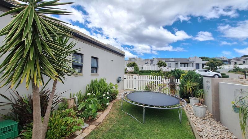 2 Bedroom Property for Sale in Reebok Western Cape